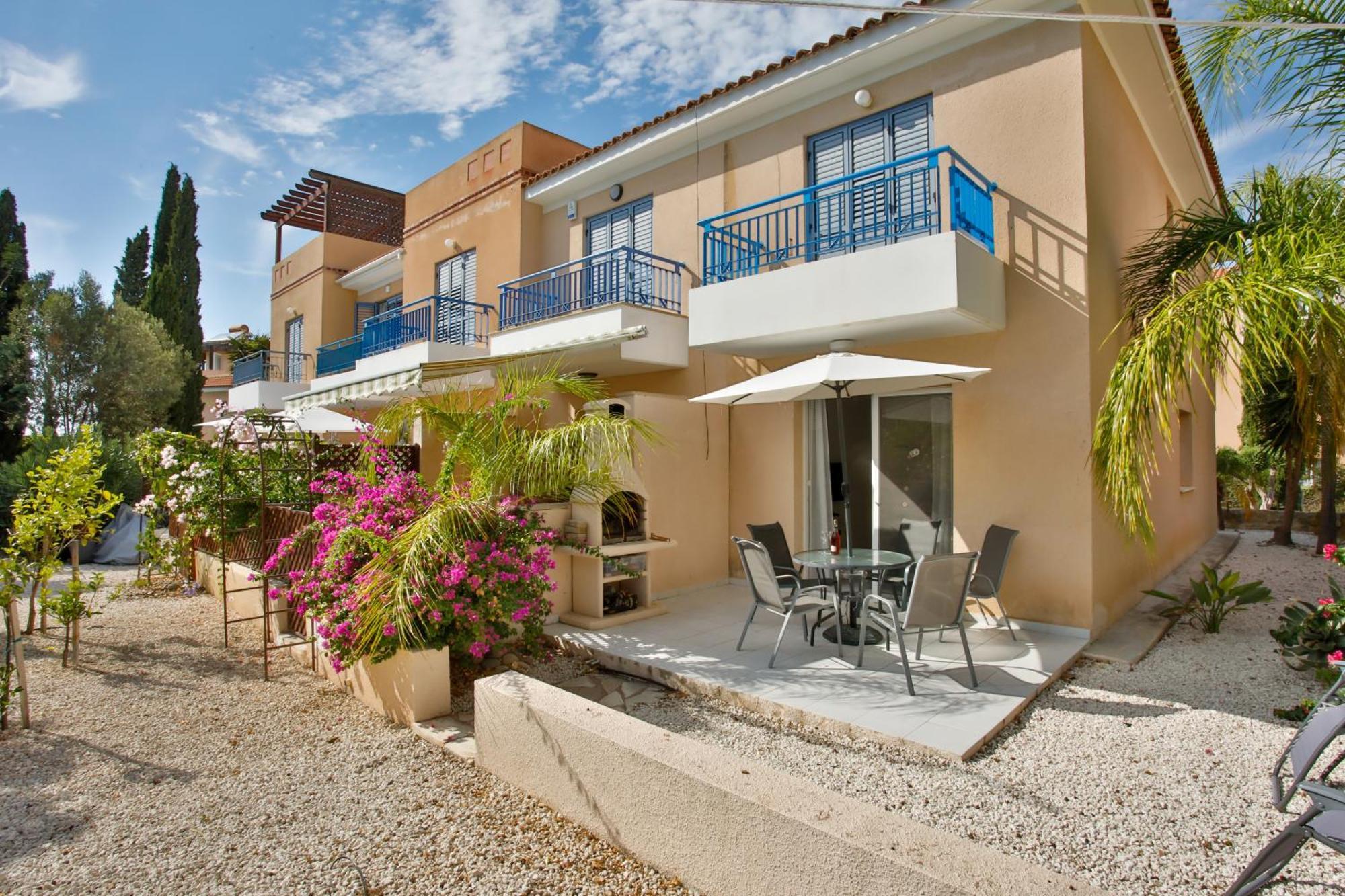 Casa Del Sol Townhouse In Iris Village Πάφος Εξωτερικό φωτογραφία