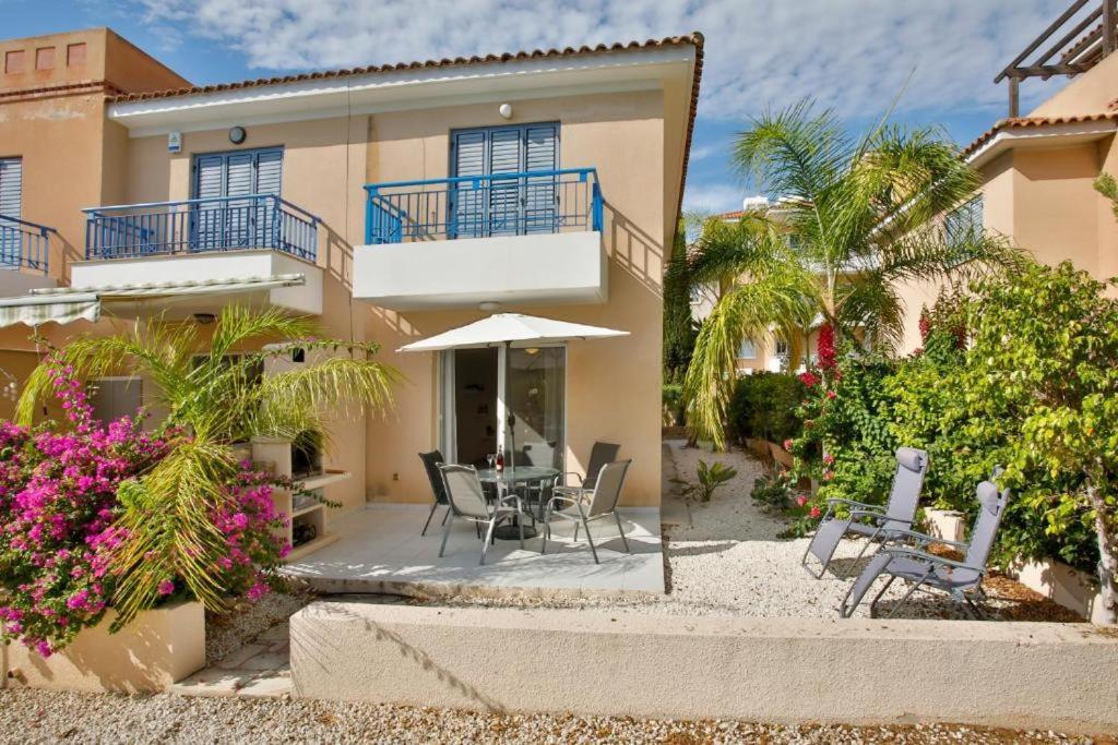 Casa Del Sol Townhouse In Iris Village Πάφος Εξωτερικό φωτογραφία